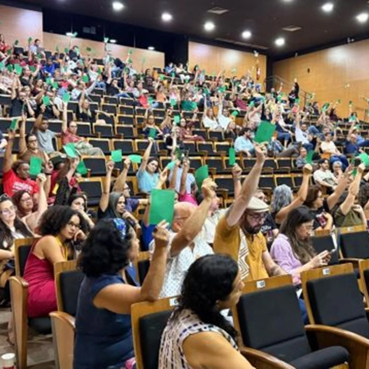 Professores da UnB fazem acordo com MGI e dão fim ao indicativo de greve