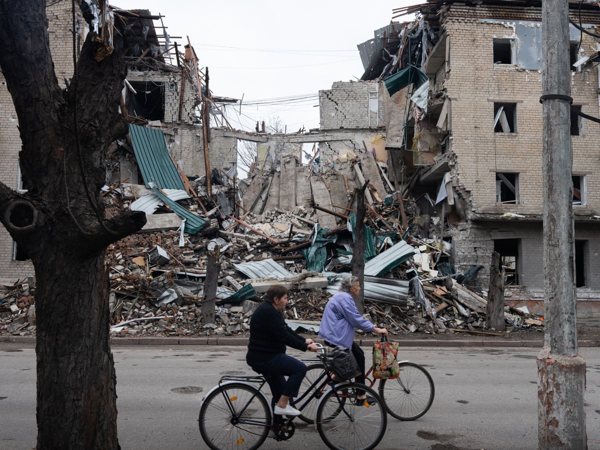 A campanha de bombardeio escalonada de Putin não quebrará a determinação dos ucranianos. A história mostra que está condenado ao fracasso.