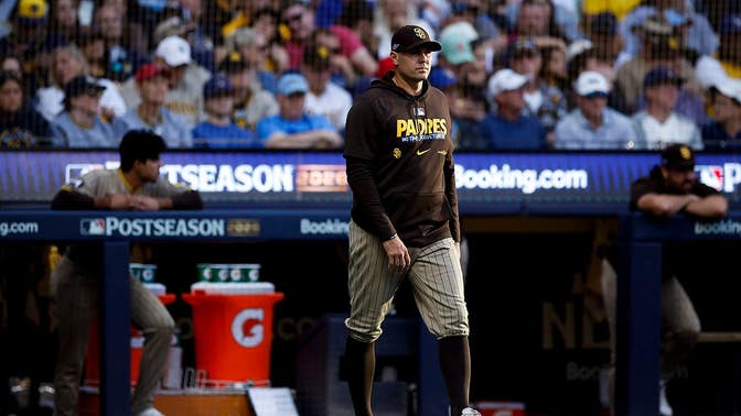 Os San Diego Padres perdem a vantagem no final enquanto o estrela fechador Mason Miller desmorona em um walk-off brutal contra os Brewers