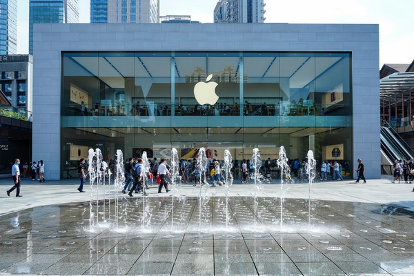 iPhone Duo é mais barato nos EUA? Veja se vale a pena importar dobrável