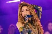 Imagem da matéria: Shakira estaria vivendo affair com ex-jogador da NBA; saiba quem